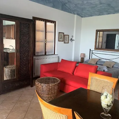 Apartament In Sanguineto Mit Grossem Balkon *